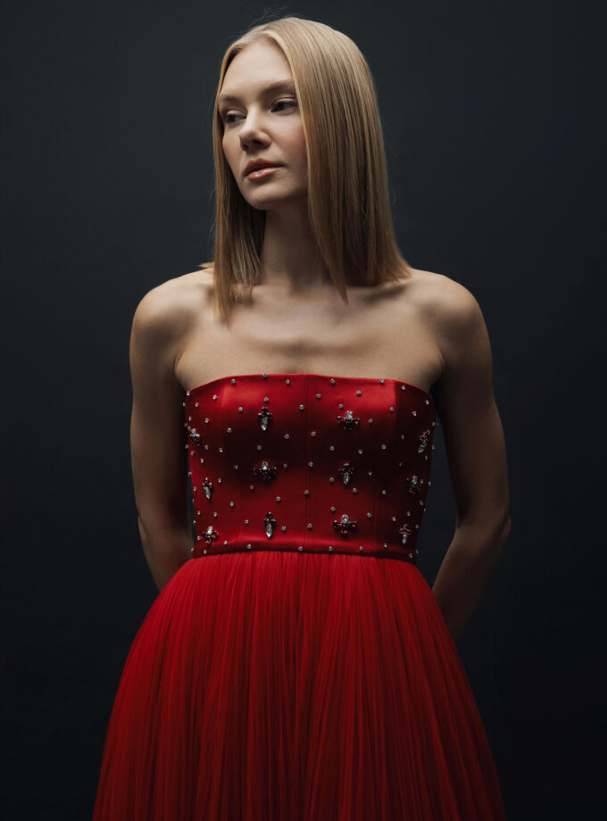 Ruby - Kırmızı Kristal Taş İşlemeli Drape Detaylı Uzun Elbise