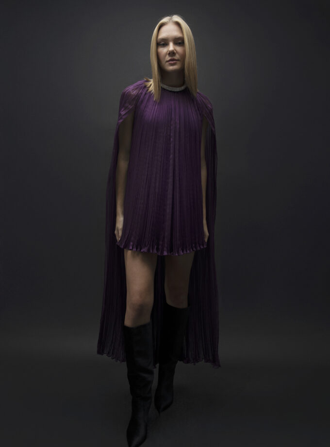 Verei - Mor Pelerin Detaylı Mini Drapeli Elbise